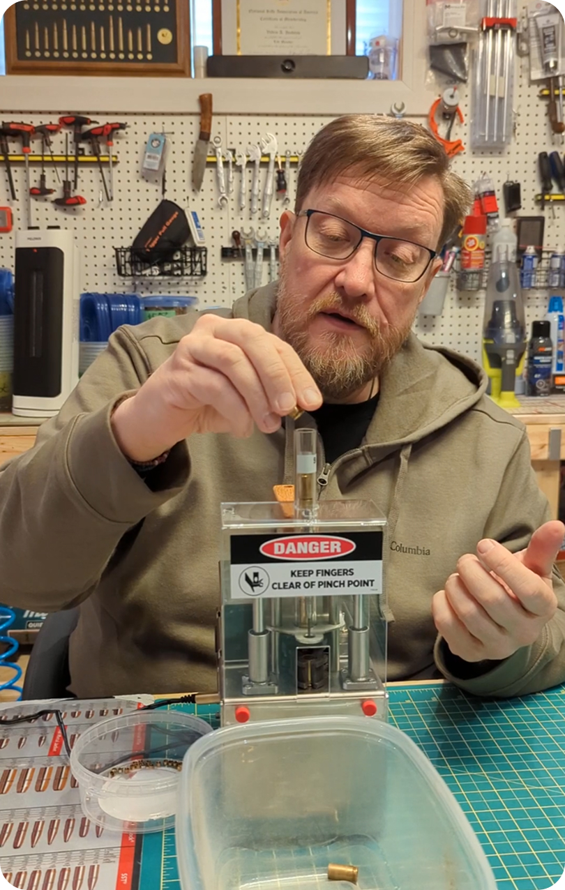 Case Discharge View of Depriming Machine